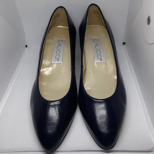 Calico Pump - Navy - Size 5.5 M